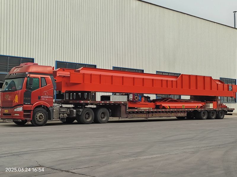 通用橋式起重機(jī) QDXX32/5t—19.5m 電動(dòng)單梁橋式起重機(jī) 2臺(tái) LD10t—16.5m 制作完成，發(fā)往河北石家莊交付客戶使用。